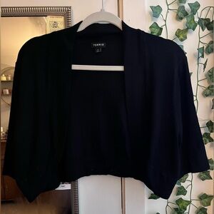 Torrid black cropped cardigan